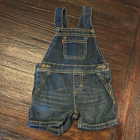 Levi’s Kids Denim Short Overalls - Picture 1 of 6